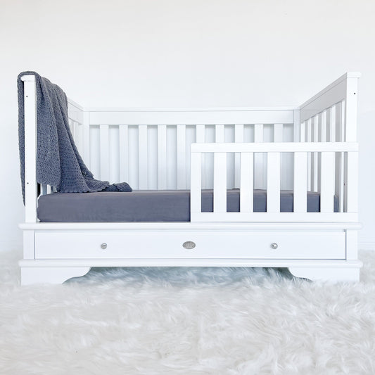 Cloud 9 Contemporary Cot with toddler rail