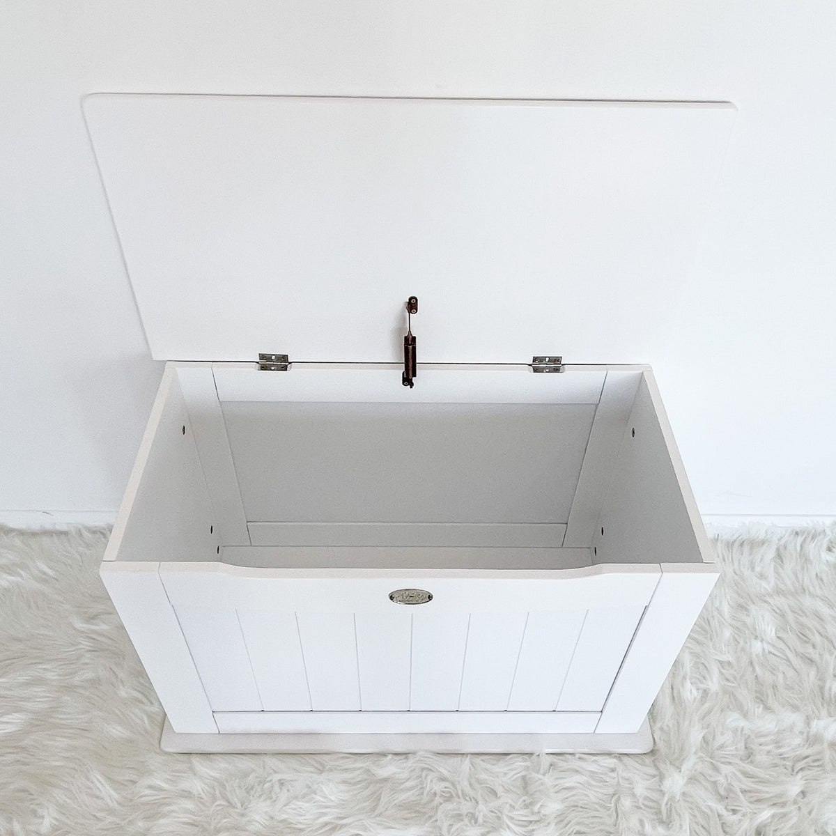 Quirky Bubba Wooden Toy Box interior