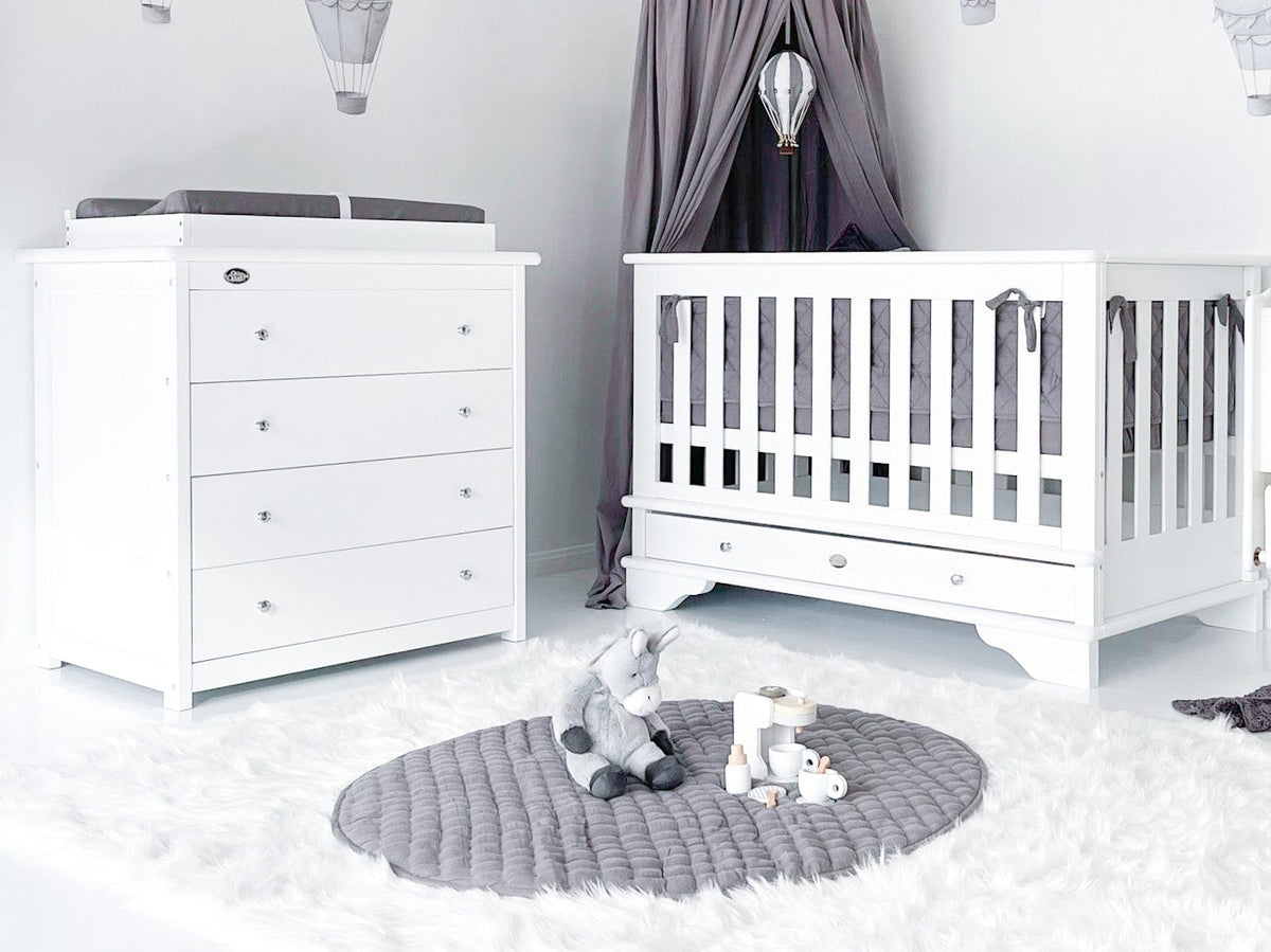 Cloud 9 Contemporary cot and 4 drawer nursery furniture