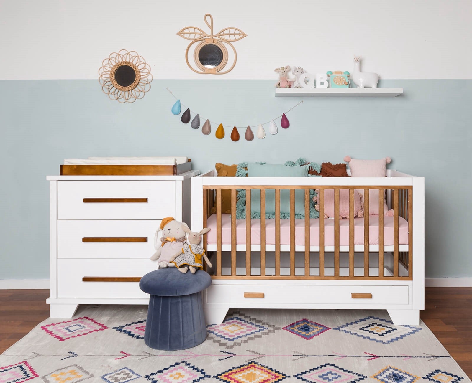 Two Tone Cot White