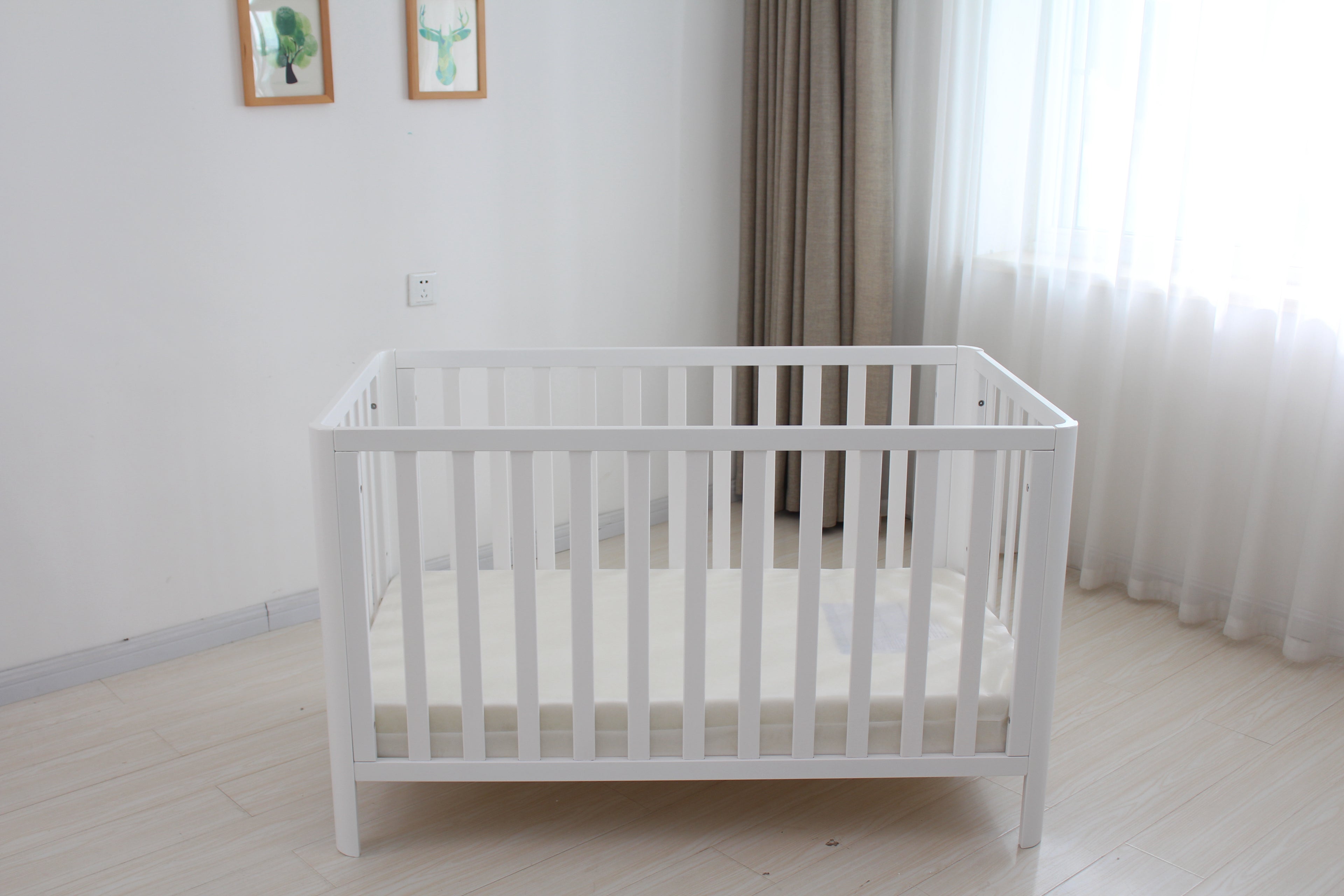 Modern Cot White (Slat Ends)